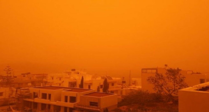 Ο πορτοκαλί ουρανός γίνεται και πάλι μπλε: Υποχωρεί η αφρικανική σκόνη από το μεσημέρι της Τετάρτης 24/4